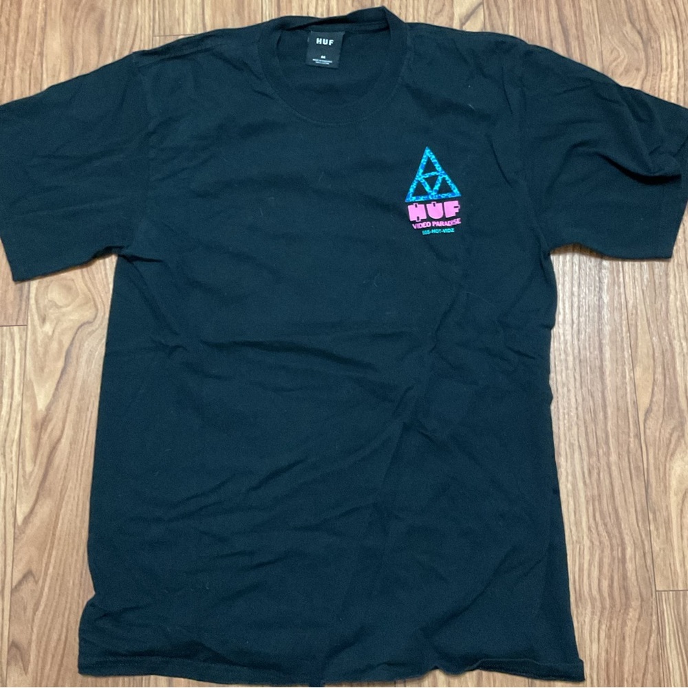 Huf Black blue pink short sleeve